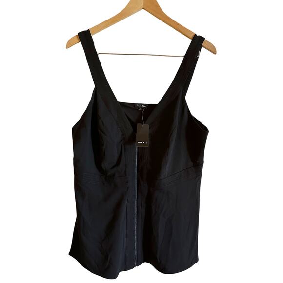 torrid Tops - NWT Torrid Women's Black Crepe Peplum Top w/ Zipper sz 1X